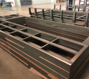 大型模具草莓视频COM污